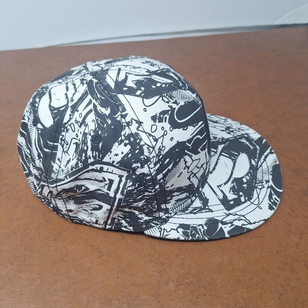 Superman Comic Book Graphic Snapback Baseball Hat Cap L XL Black White Blue